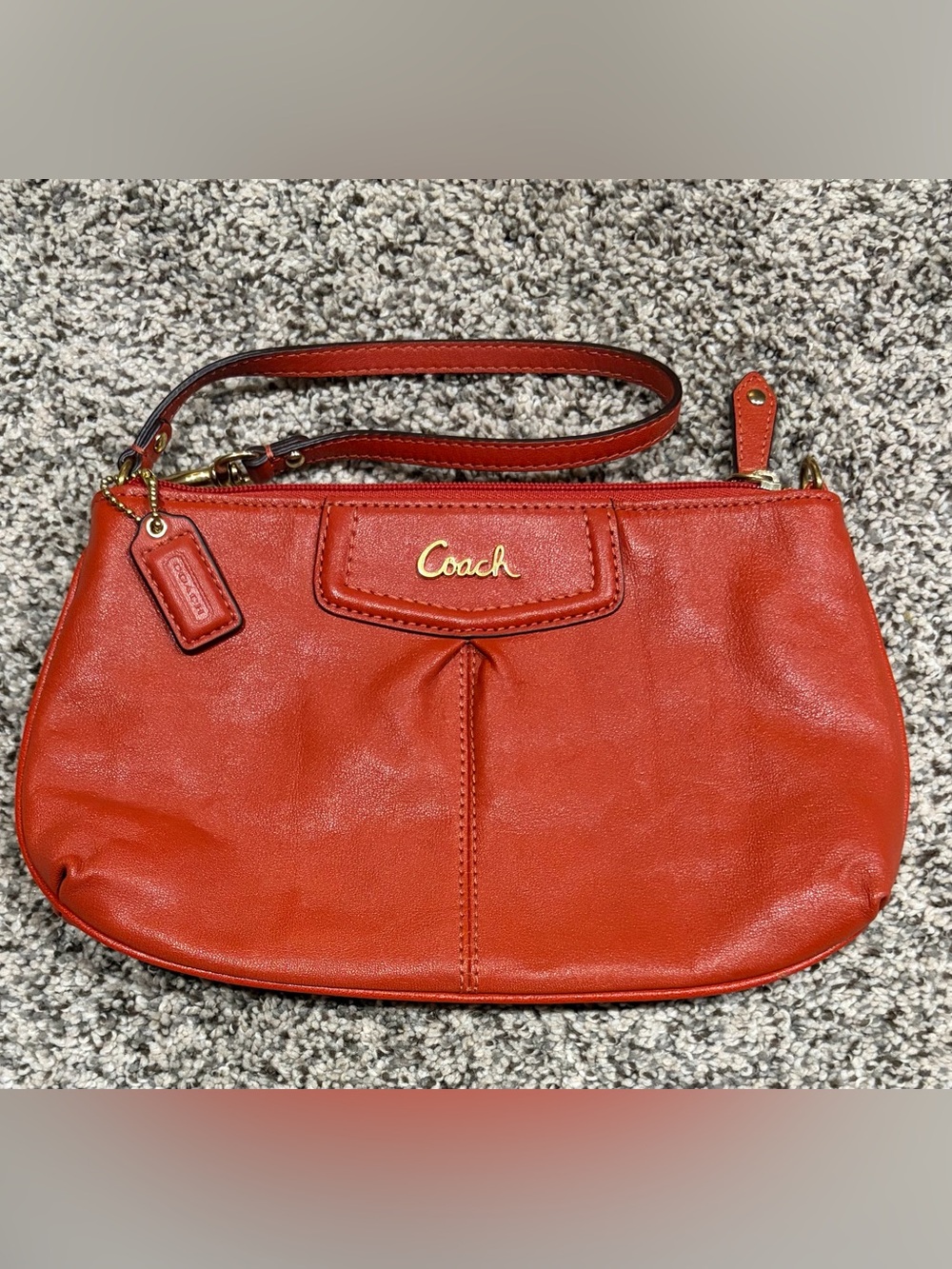 Coach wristlet - Picture 4 of 4